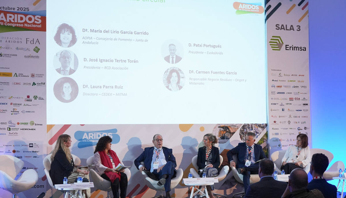 José Ignacio Tertre Torán, presidente de RCD Asociación, participó en mesa redonda en el VII Congreso Nacional de Áridos
